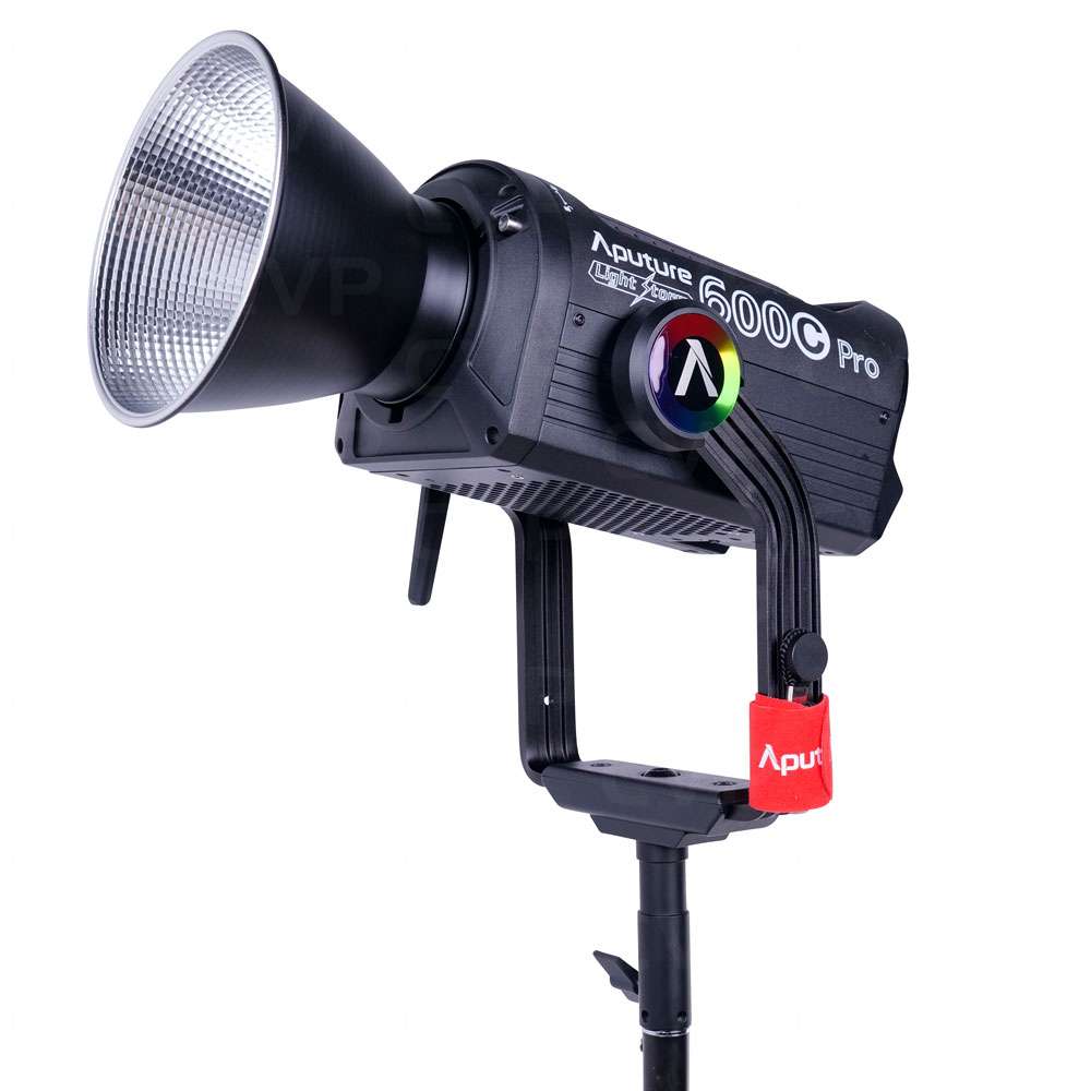 APUTURE LS 600C Pro